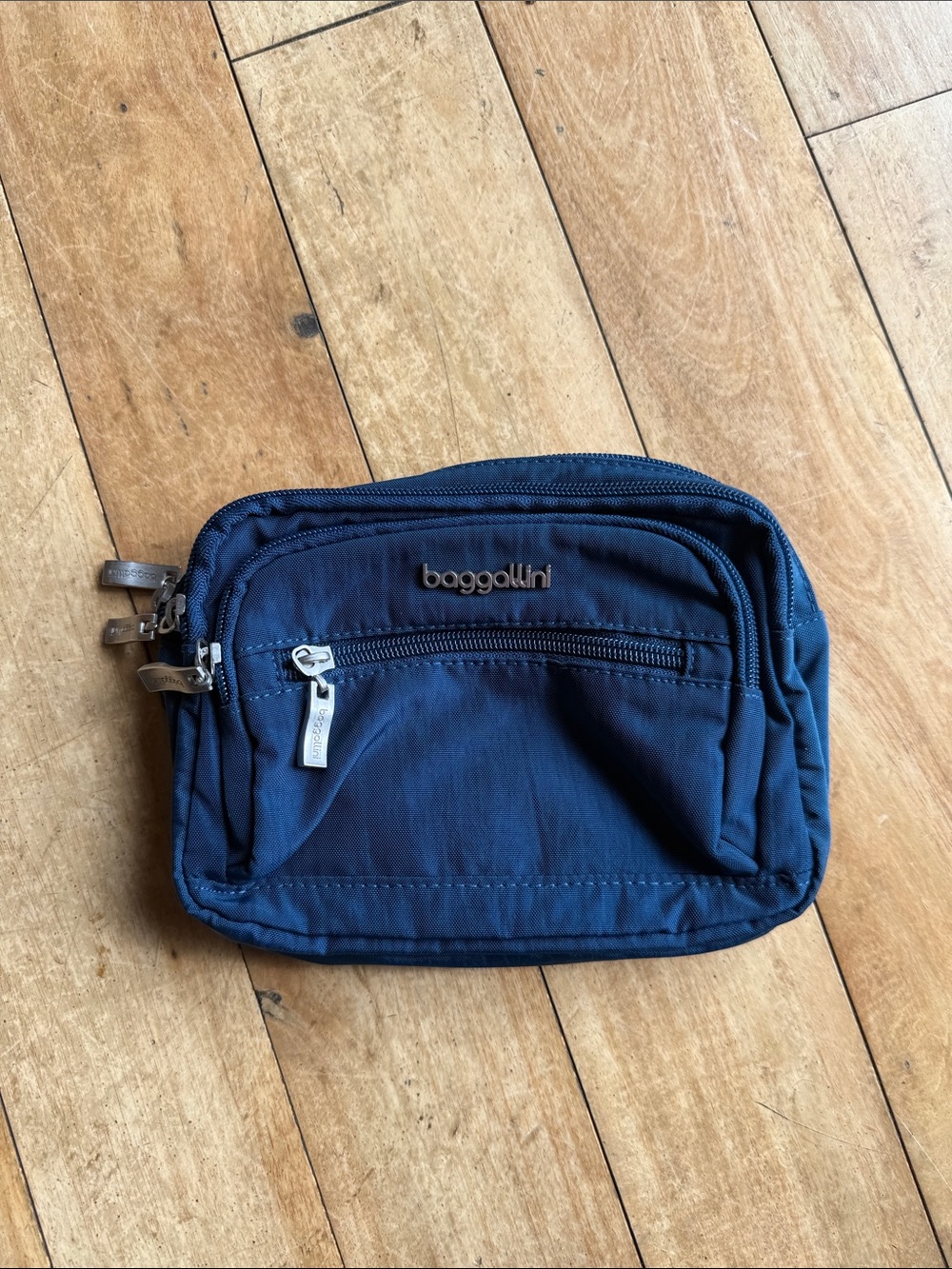 Baggallini Navy Blue Toiletry Pouch